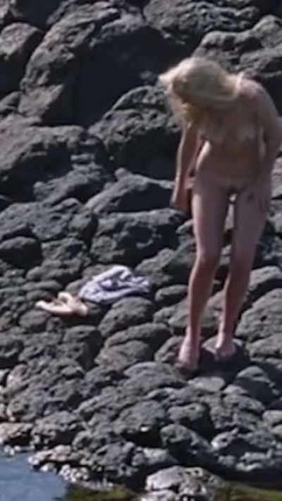 Dakota Johnson Full Frontal Nude